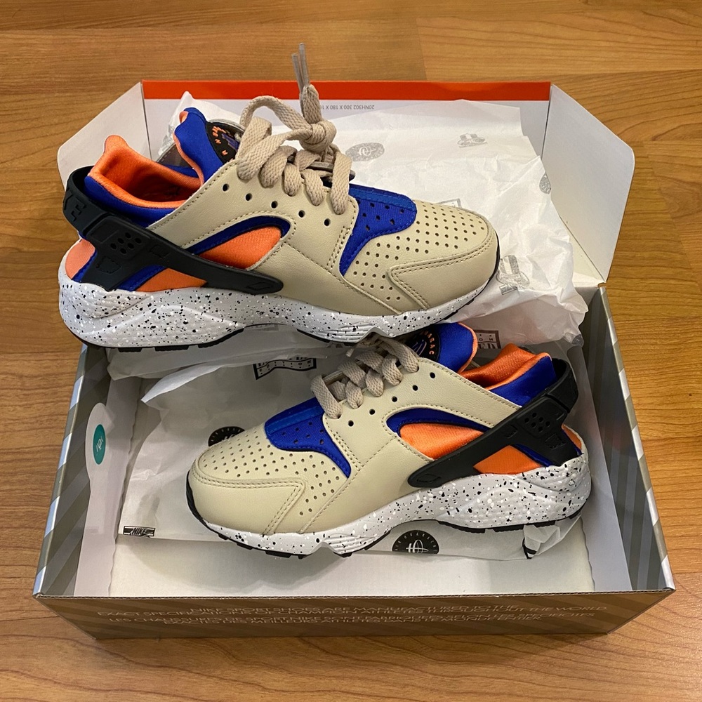 Nike Air Huarache Women’s Shoes